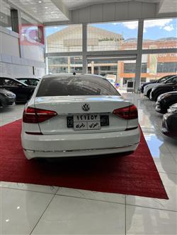فولكسفاغن باسات